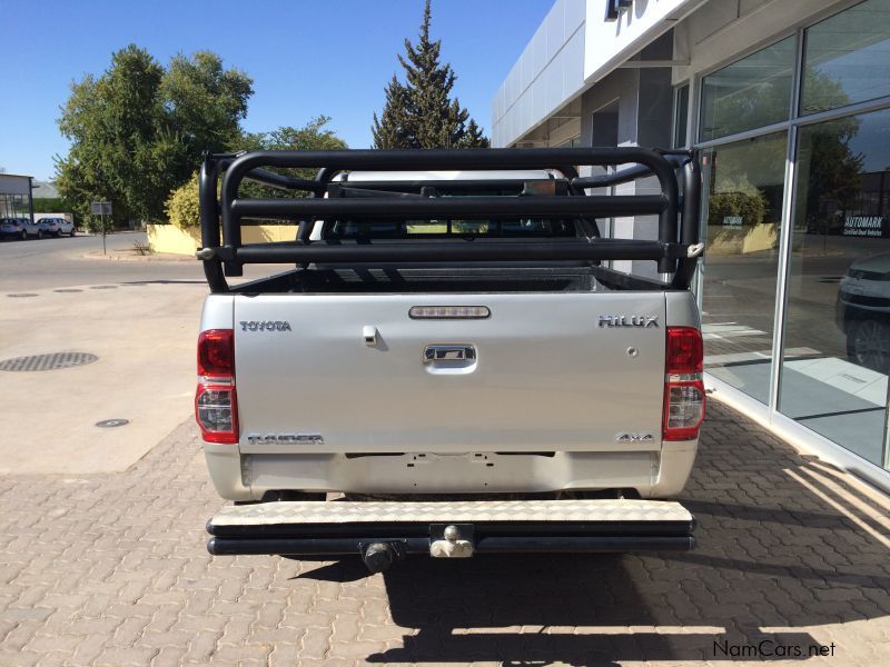 Toyota Hilux 3.0 D/C 4x4 M/T in Namibia