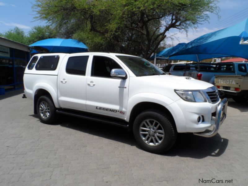 Toyota Hilux 3.0 D4D 4x4 D/Cab Legend 45 Auto in Namibia
