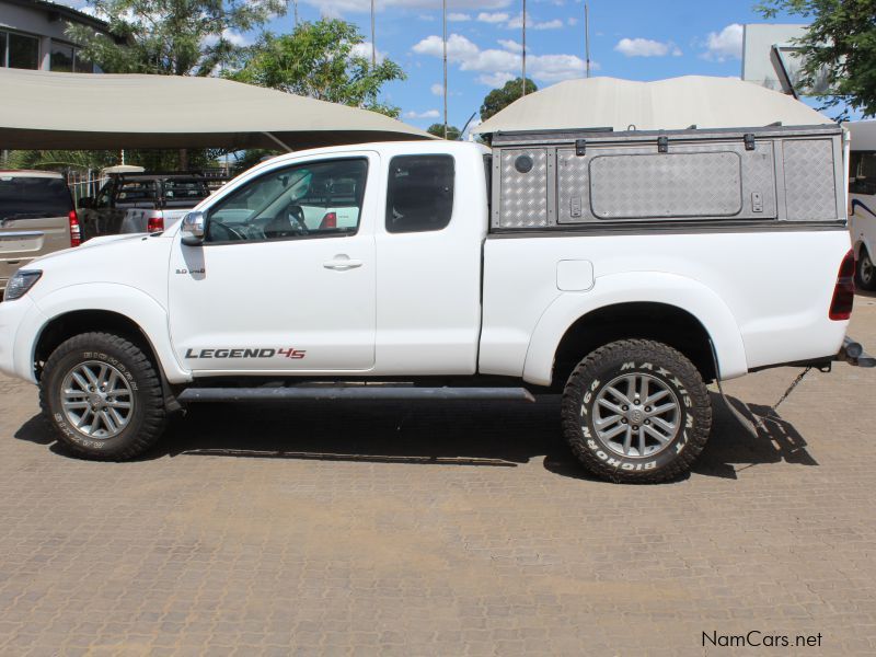 Toyota Hilux 3.0 D4D Ex cab 4x4 Manual in Namibia