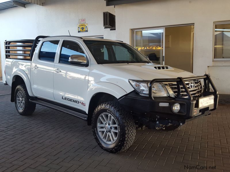 Toyota Hilux 3.0 D4D Legend 45 4x4 manual in Namibia