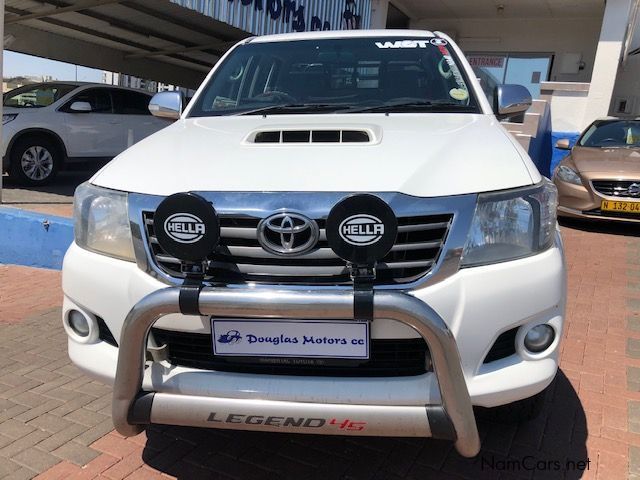 Toyota Hilux 3.0 D4D Legend 45 D/cab manual 4x4 in Namibia