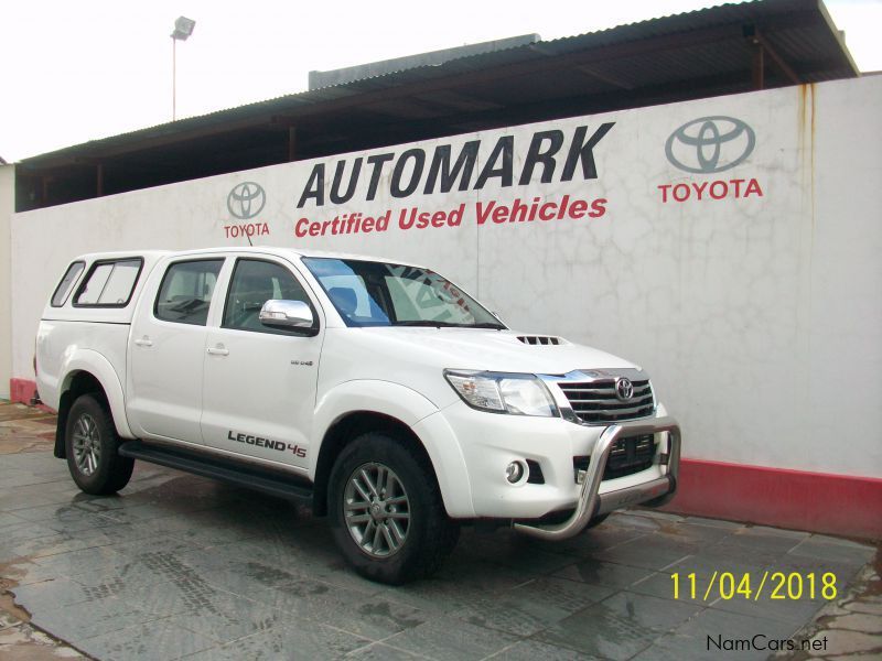 Toyota Hilux 3.0 double cab 4x4 manual legend45 in Namibia