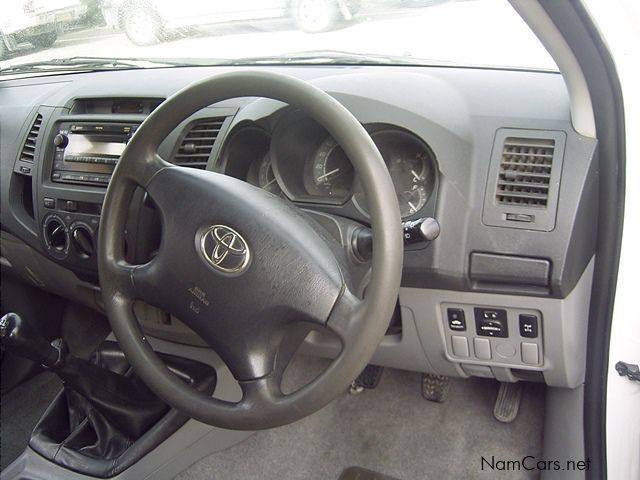 Toyota Hilux 4x4 d/cab 2.5TD D4D in Namibia