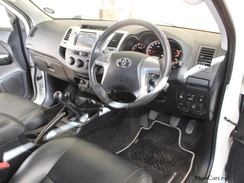 Toyota Hilux Legend 45 Ex cab in Namibia
