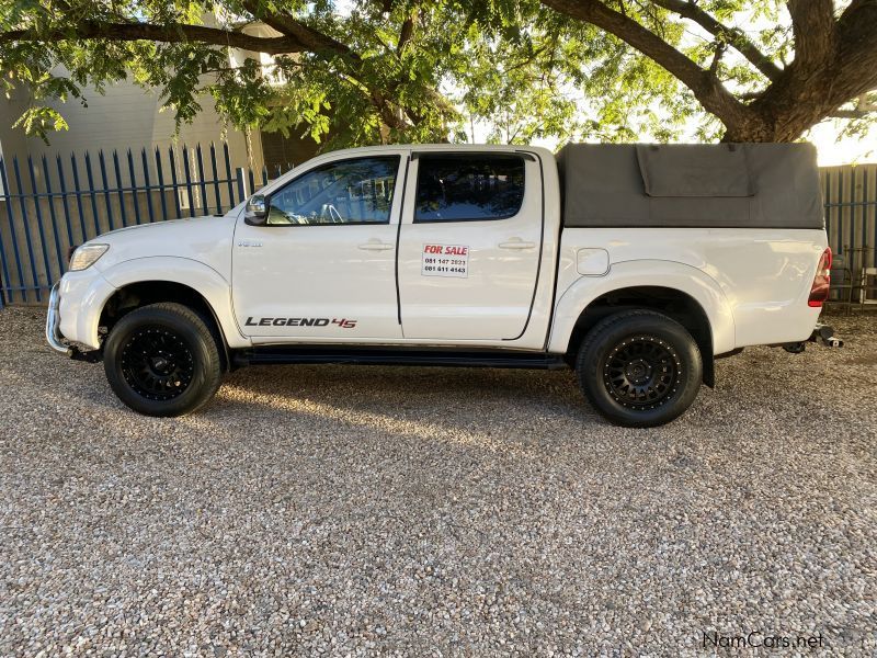 Toyota Hilux Legend 45 V6 Dcab 4x4 in Namibia