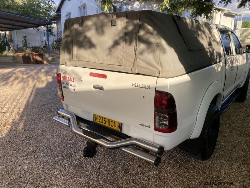 Toyota Hilux Legend 45 V6 Dcab 4x4 in Namibia