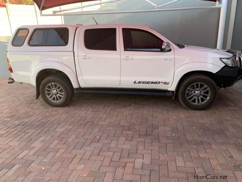 Toyota Hilux Legend 45 V6 in Namibia