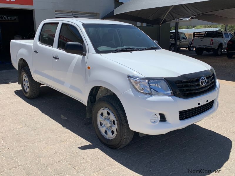 Toyota Hilux SRX 4x4 in Namibia