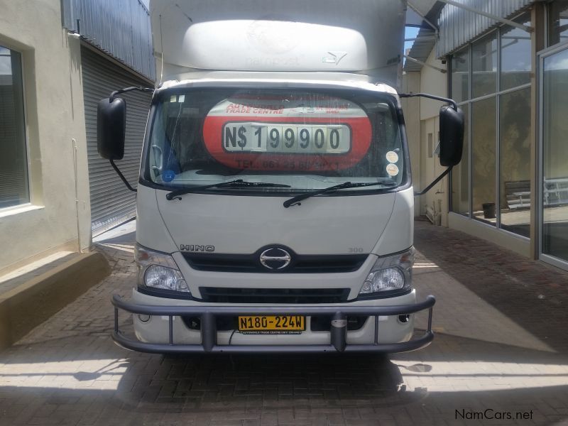 Toyota Hino 300 714 Close Body in Namibia