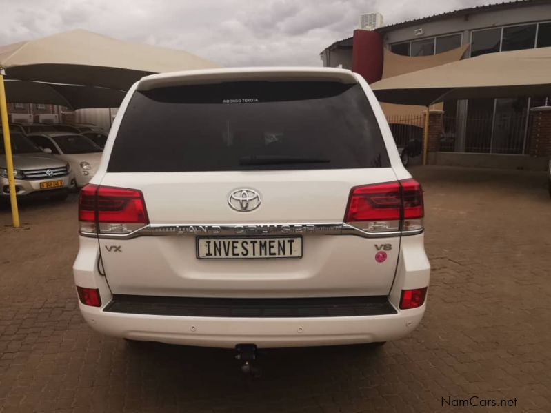 Toyota LANDCRUISER 200 SERIES 4.5 V8 DIESEL TURBO VX in Namibia