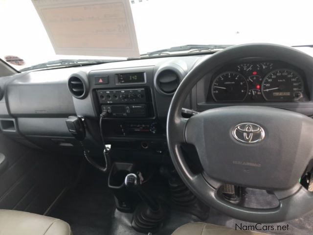 Toyota Land Cruiser 4.2 4X4 in Namibia