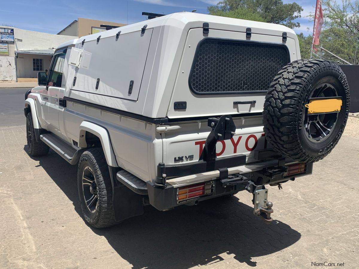 Toyota Land Cruiser 4.5 LX V8 Twin-Turbo in Namibia