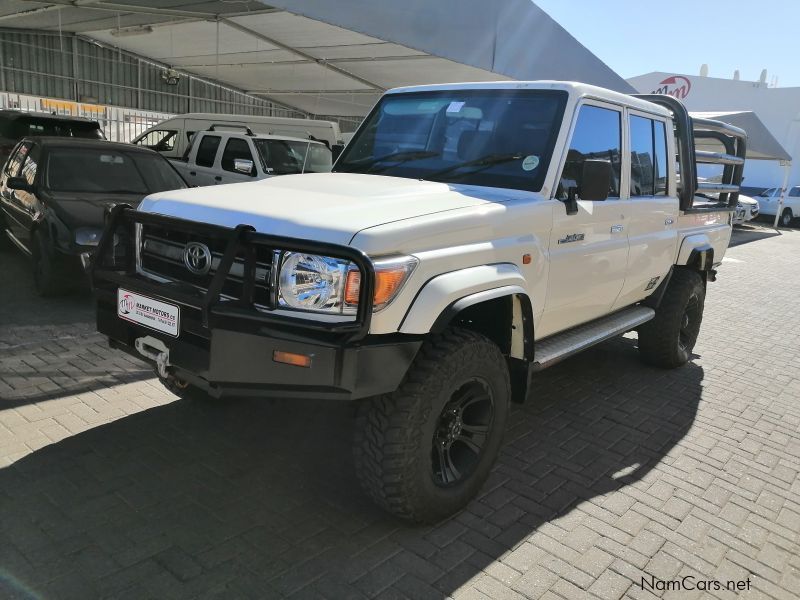 Toyota Land Cruiser 79 4.0P P/U D/C in Namibia