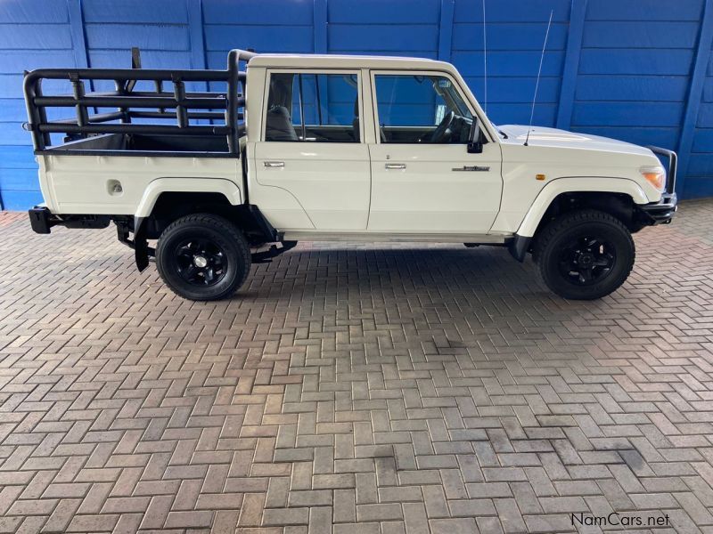 Toyota Land Cruiser 79 4.0P V6 P/U D/C in Namibia