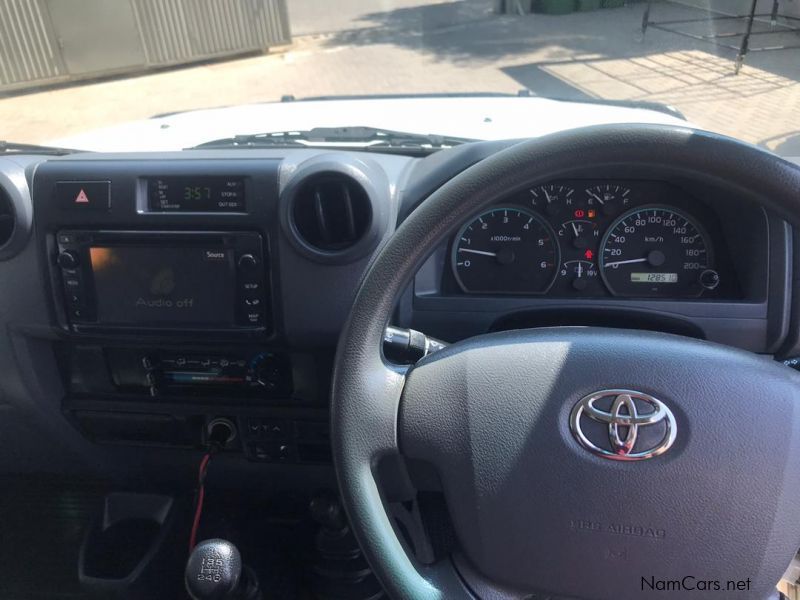 Toyota Land Cruiser 79 4.5D P/U D/C in Namibia