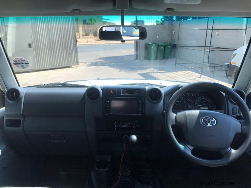 Toyota Land Cruiser 79 4.5D P/U D/C in Namibia