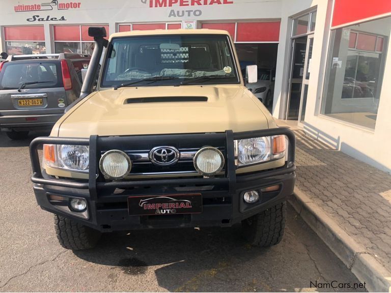 Toyota Land Cruiser 79 4.5D P/U D/C in Namibia