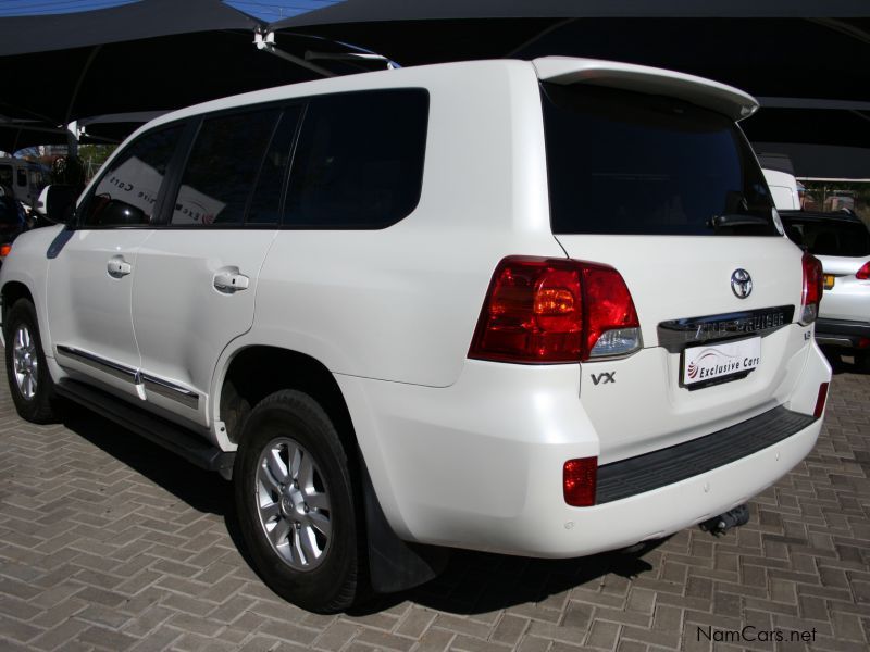 Toyota Landcruiser 200 V8 4.5D VX a/t in Namibia