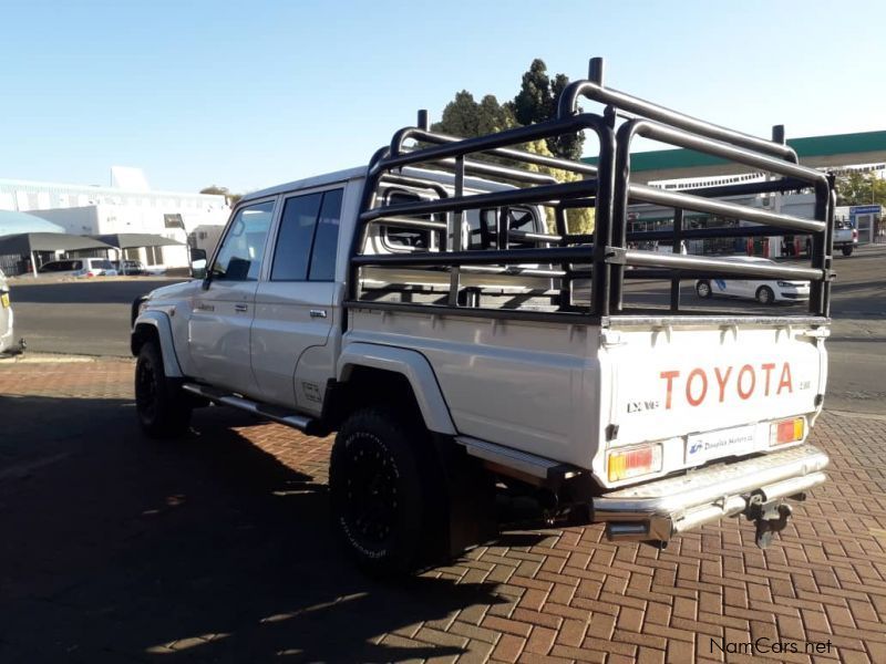 Toyota Landcruiser 79 4.5D V8 P/U D/C in Namibia