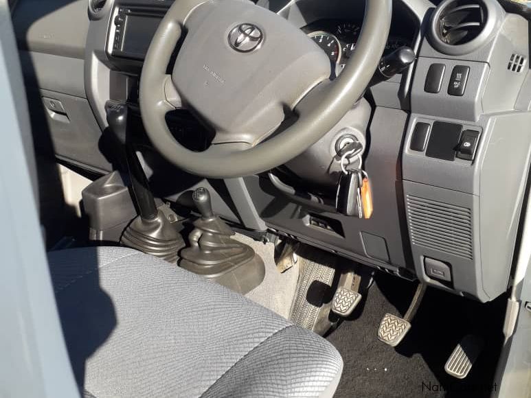 Toyota Landcruiser 79 4.5D V8 P/U D/C in Namibia