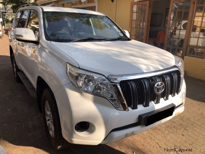 Toyota Prado 3lt TX Diesel 250 in Namibia