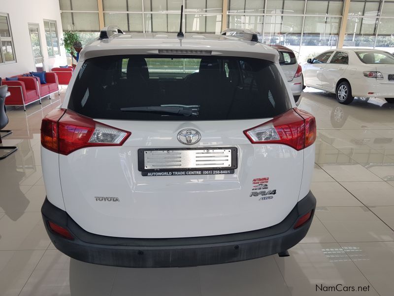 Toyota RAV4 2.5 Petrol VX AWD A/T in Namibia