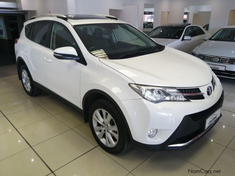 Toyota Rav 2.2 D VX AWD A/T in Namibia