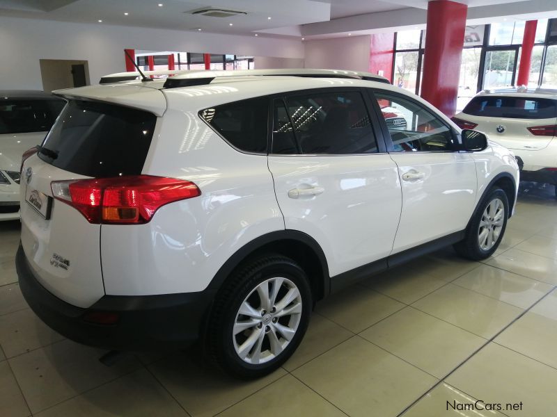 Toyota Rav 2.2 D VX AWD A/T in Namibia