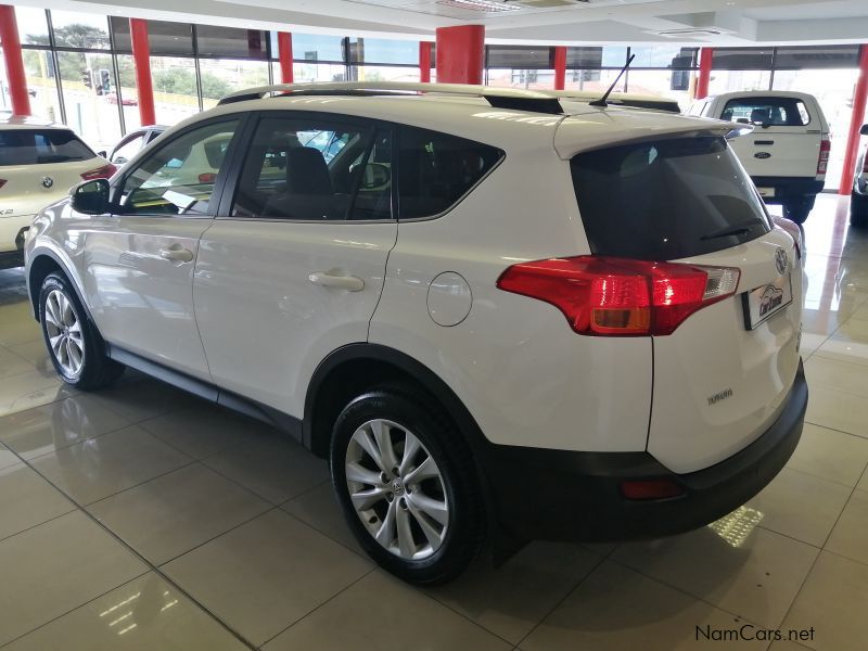 Toyota Rav 2.2 D VX AWD A/T in Namibia