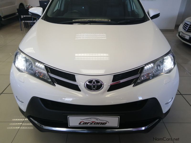 Toyota Rav 2.2 D VX AWD A/T in Namibia