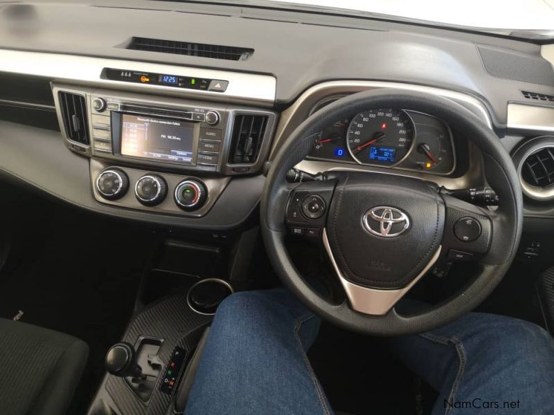 Toyota Rav4 2.0 GX CVT 2WD (51B) in Namibia