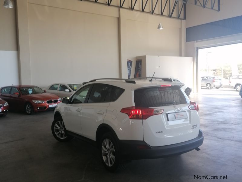 Toyota Rav4 2.2 VX A/T in Namibia