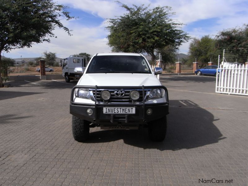 Toyota TOYOTA HILUX 4.0 V6 DC 4X4 L45 in Namibia