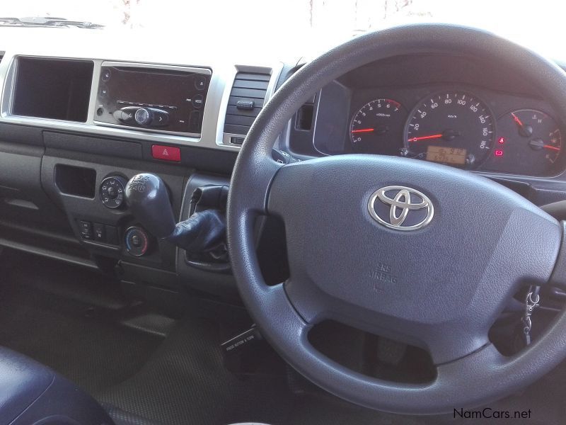 Toyota Toyota quantum 2.7 GL 14 Seater in Namibia