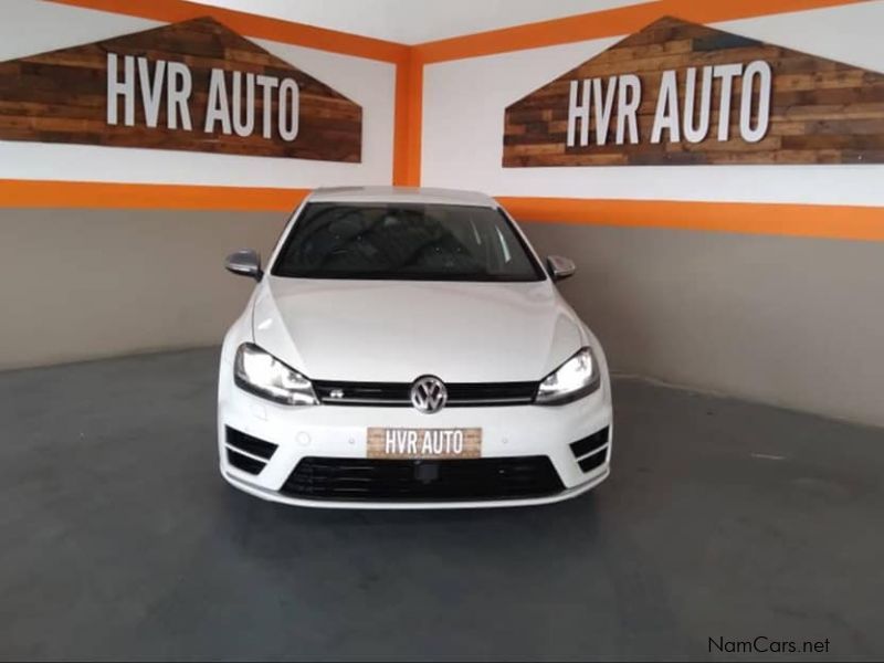 Volkswagen Golf 7 R in Namibia