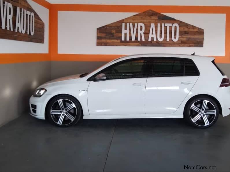 Volkswagen Golf 7 R in Namibia