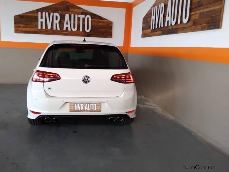 Volkswagen Golf 7 R in Namibia