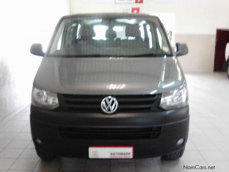 Volkswagen T5 in Namibia