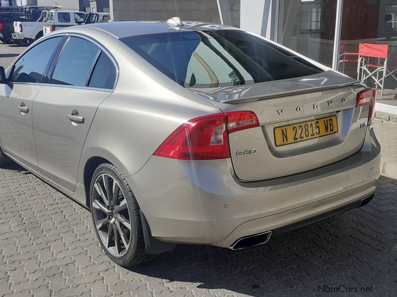 Volvo S60 T6 Geartronic Elite in Namibia