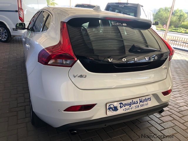 Volvo V40 T4 in Namibia