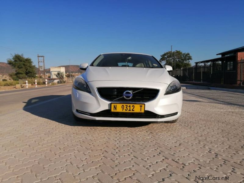 Volvo V40 in Namibia