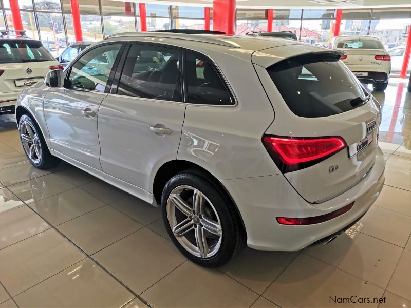 Audi Q5 2.0 TDi Quattro S-Tronic S-Line 130Kw in Namibia