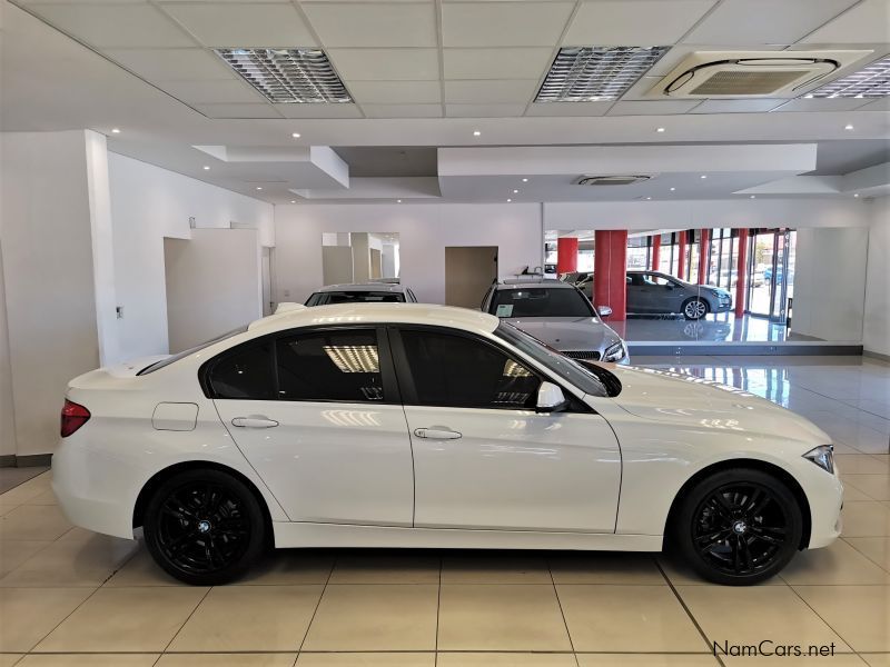 BMW 320i A/T (F30) Sedan 135Kw in Namibia