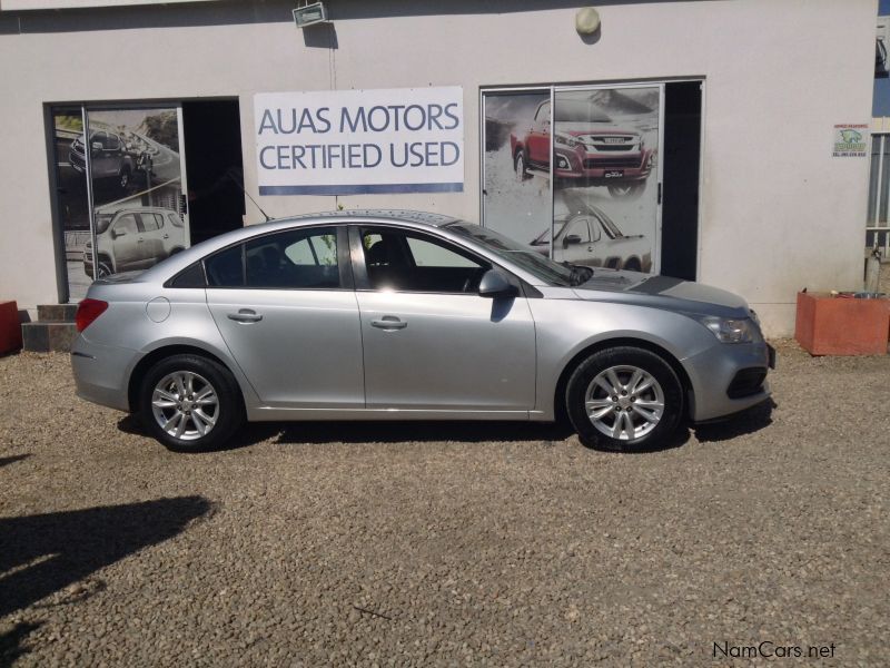 Chevrolet Cruze 1.6 L Sedan in Namibia