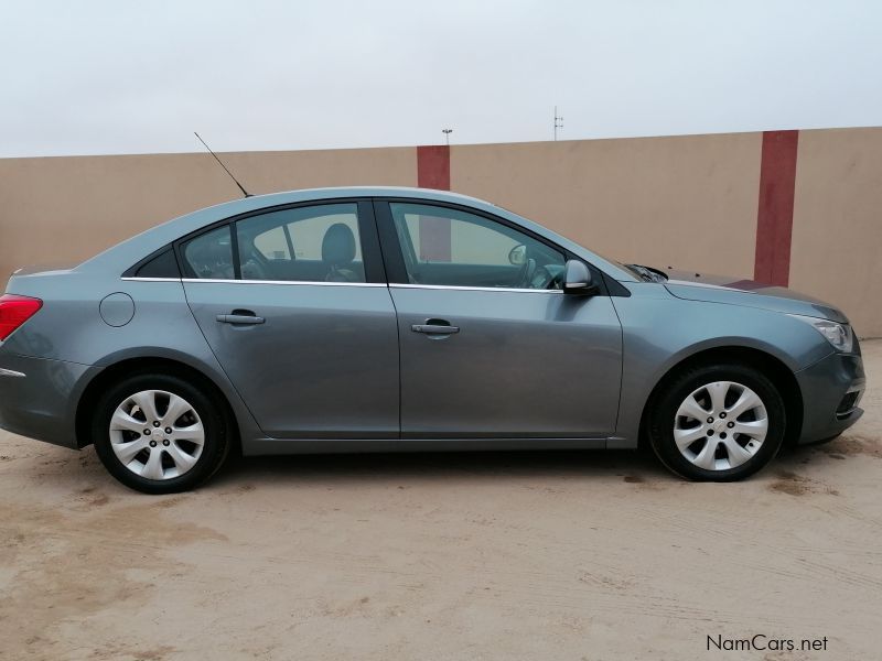 Chevrolet Cruze 1.6 LS in Namibia