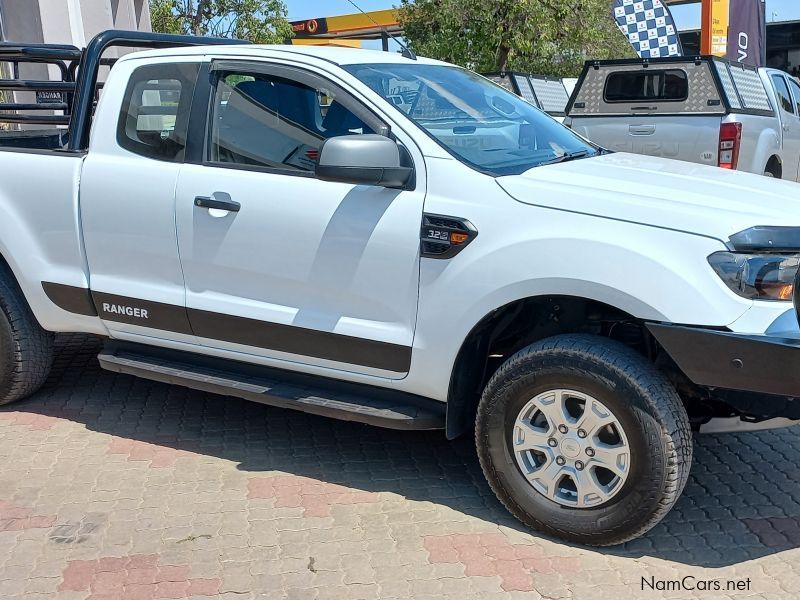 Ford RANGER 3.2 tdci XLS 4X4 SUPERCAB in Namibia