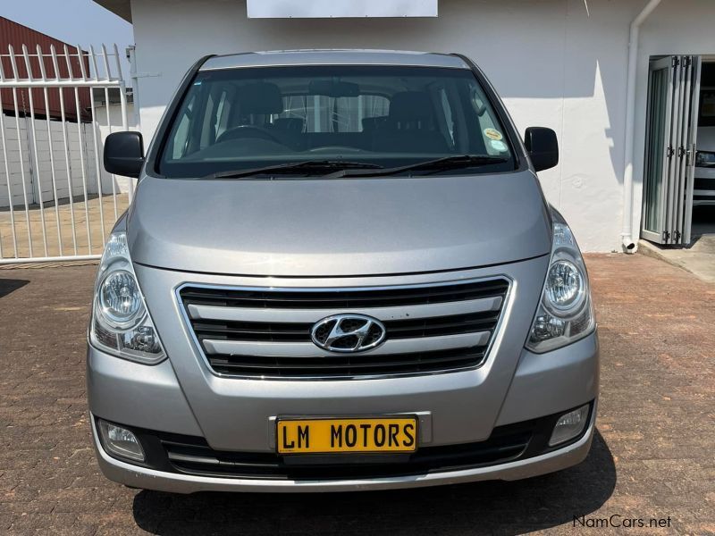 Hyundai H1 2.5 CRDi A/T Elite 9-Seater in Namibia