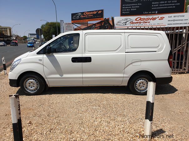 Hyundai H1 2.5 VGT in Namibia
