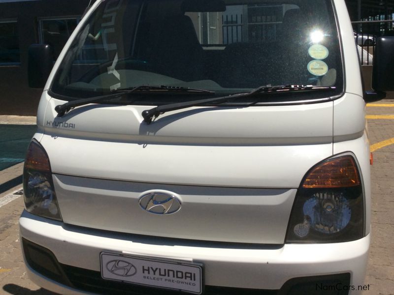 Hyundai H100 2.6 Dropside in Namibia
