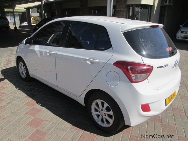 Hyundai i10 Grand Fluid in Namibia